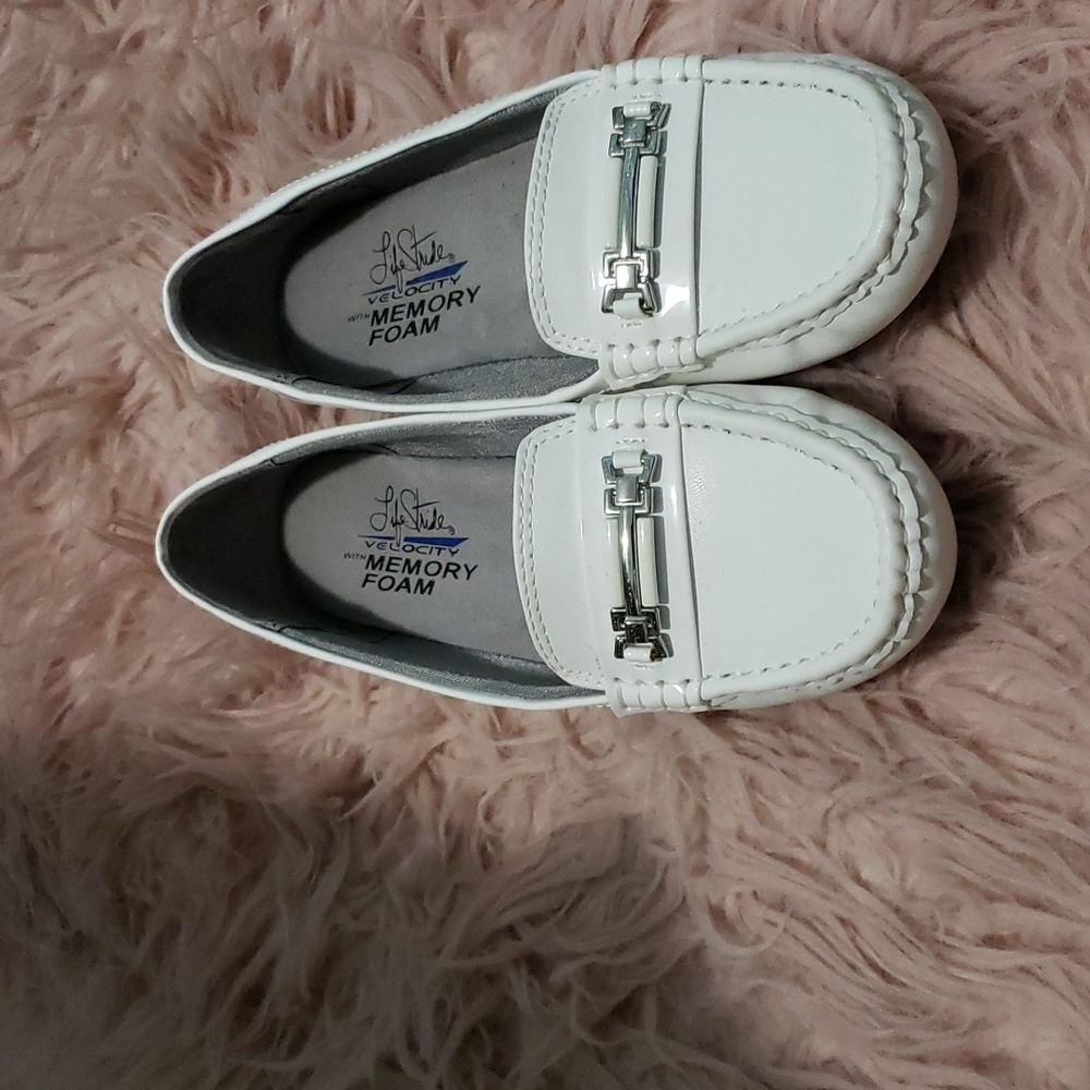 A Pair Of Life Stride Flats With Memory Foam - image 2